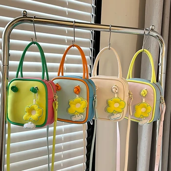 Зеленая женская сумка через плечо, кожаные сумки-мессенджеры ярких цветов с цветочным кулоном, корейские модные сумки для хранения губной помады и телефона Изображение