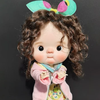 Кукольный парик Qbaby BJD AMY подходит для кукольных аксессуаров Размера Blythe, Парик из искусственных мохеровых Волос, Модный Маленький Кудрявый парик для волос Изображение