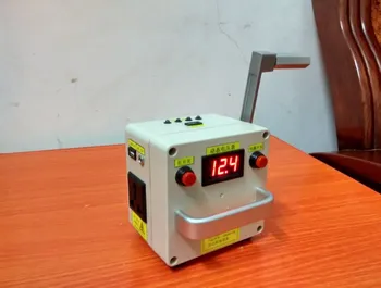 Маленький ручной кривошипный генератор зарядное устройство для мобильного телефона портативное аварийное зарядное устройство Изображение