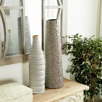 Серебряная керамическая ваза с пузырьковой текстурой Изображение